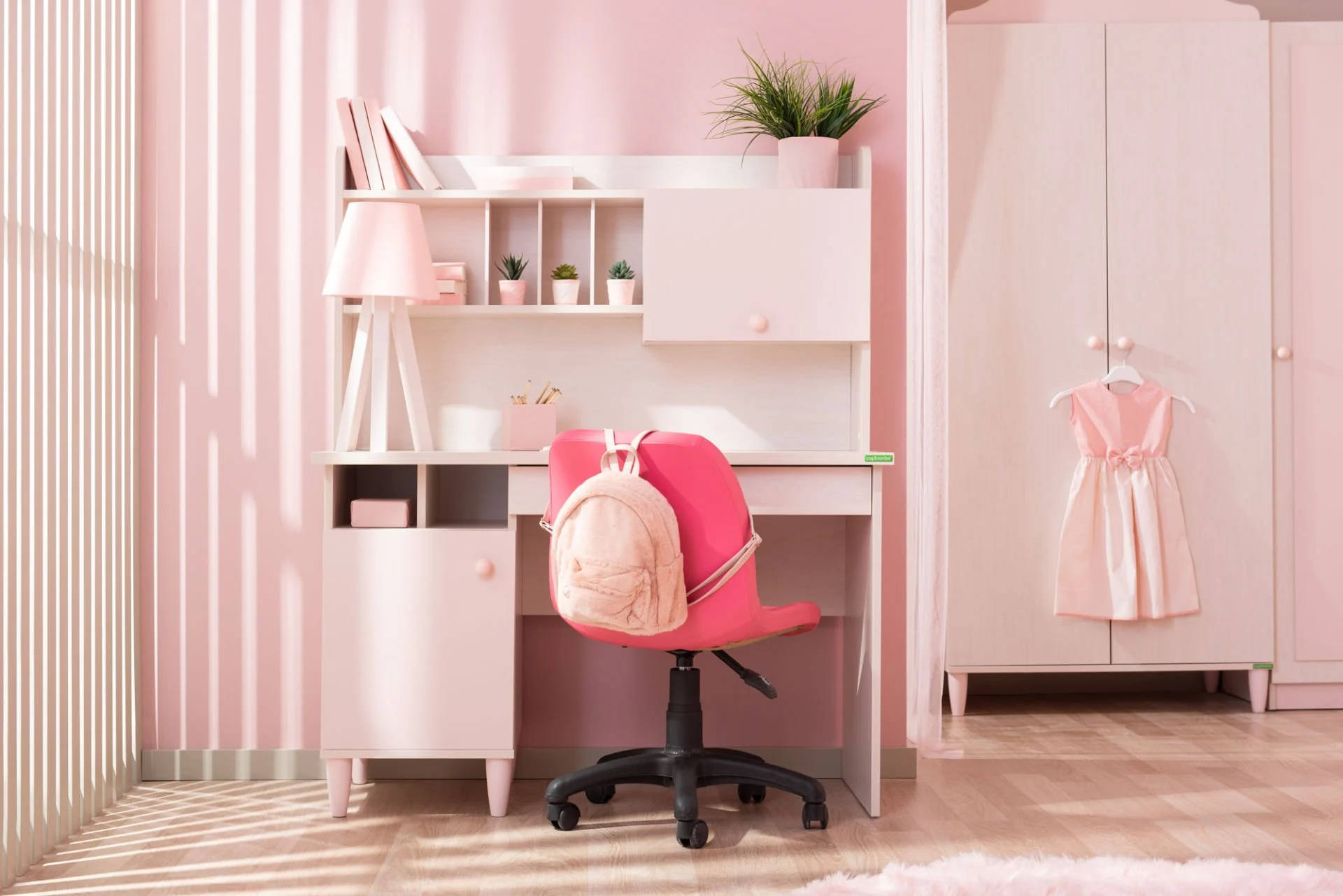 Writing Desk Pollina