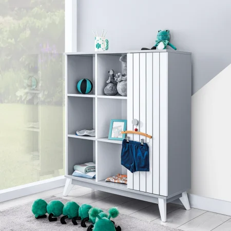 Closed Bookcase Bird House – Toy Cabinet