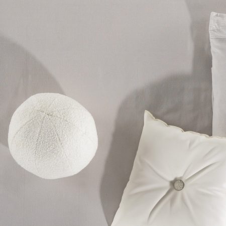 Cushion Effie – Ball Pillow
