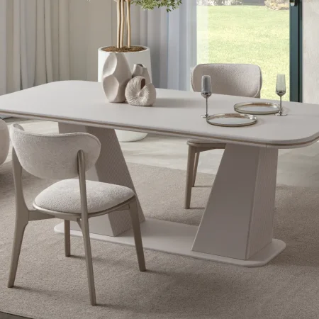 Diva Dining Table
