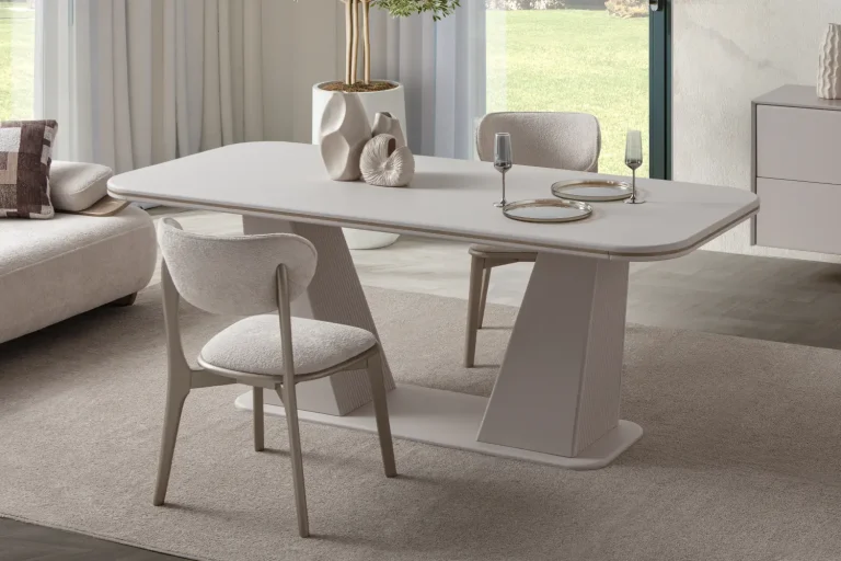 Diva Dining Table