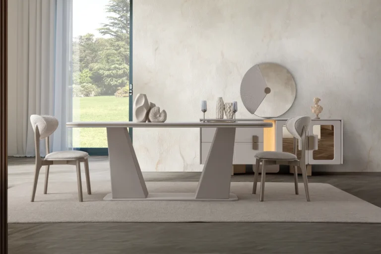 Diva Dining Table